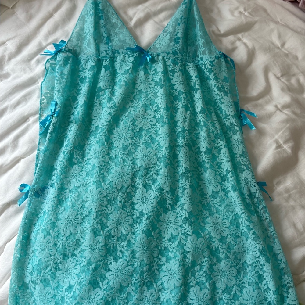 Elegant Lace Sleepwear in Aqua Blue